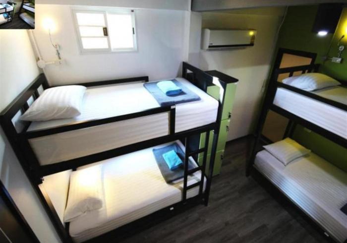 The Pillow Hostel Khaosan Bangkok Exterior photo